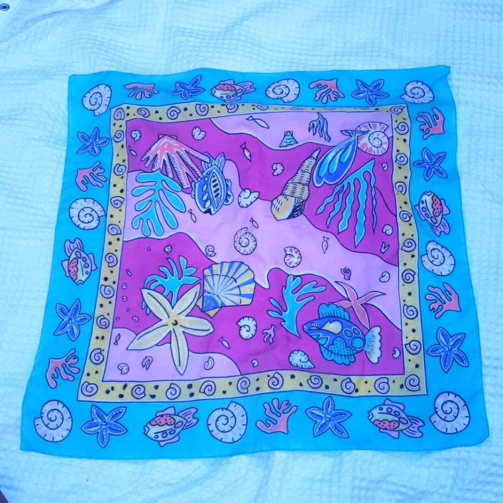Coral scarf or small tapestry